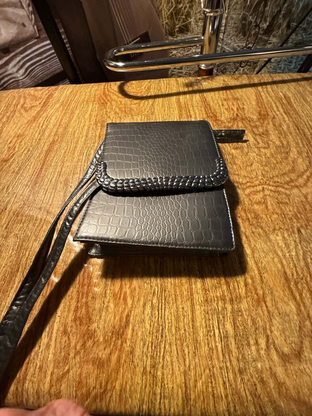 Clara Studio Inc. Los Angeles Faux Crocodile Crossbody Phone Bag